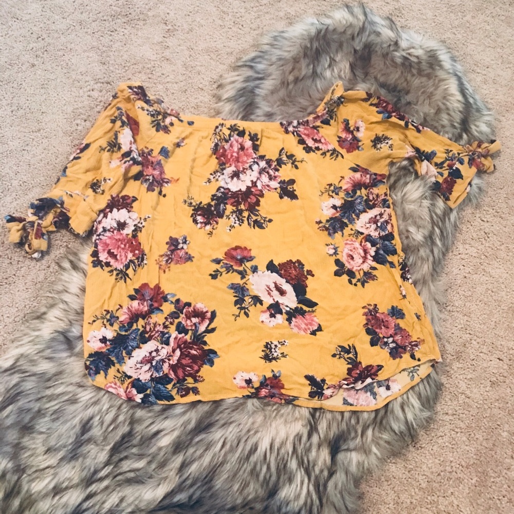 Floral Print Off the Shoulder Blouse